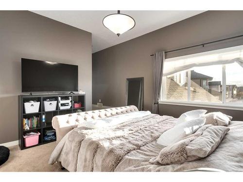 1803 High Park Boulevard Nw, High River, AB - Indoor Photo Showing Bedroom