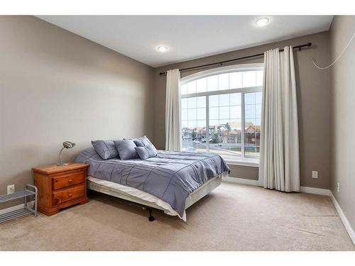 1803 High Park Boulevard Nw, High River, AB - Indoor Photo Showing Bedroom