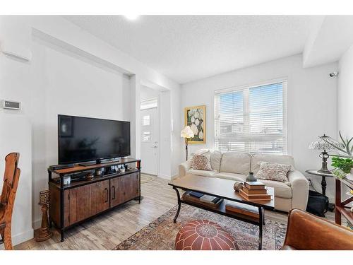 4006-100 Walgrove Court Se, Calgary, AB - Indoor Photo Showing Living Room