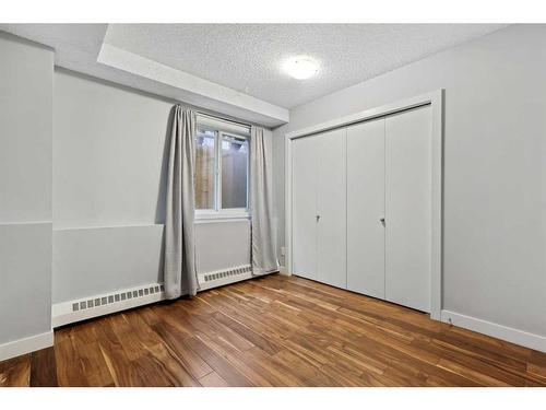 105-1720 13 Street Sw, Calgary, AB - Indoor Photo Showing Other Room