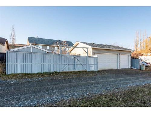 313 Robert Street Sw, Diamond Valley, AB - Outdoor