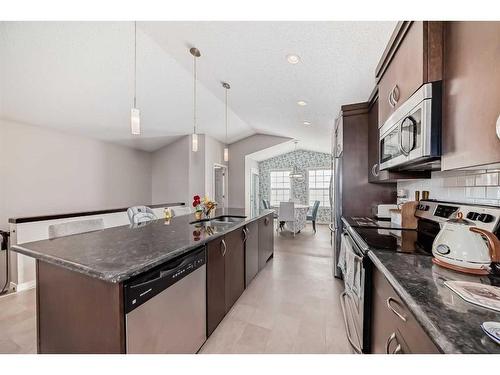 2103 New Brighton Park Se, Calgary, AB - Indoor Photo Showing Kitchen With Upgraded Kitchen