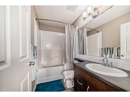 2103 New Brighton Park Se, Calgary, AB - Indoor Photo Showing Bathroom