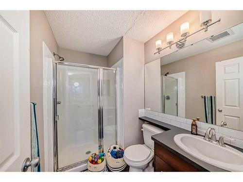 2103 New Brighton Park Se, Calgary, AB - Indoor Photo Showing Bathroom