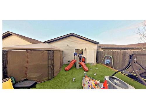 2103 New Brighton Park Se, Calgary, AB - Outdoor