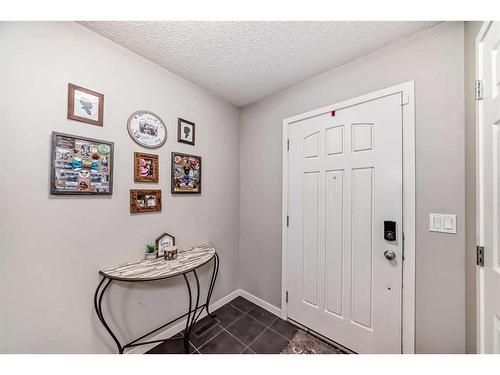 2103 New Brighton Park Se, Calgary, AB - Indoor Photo Showing Other Room