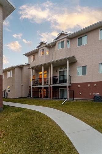 422 Strathcona Circle, Strathmore, AB - Outdoor With Balcony