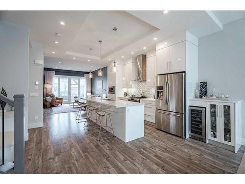 4202 19 Street Sw, Calgary, AB - Indoor Photo Showing Kitchen With Upgraded Kitchen