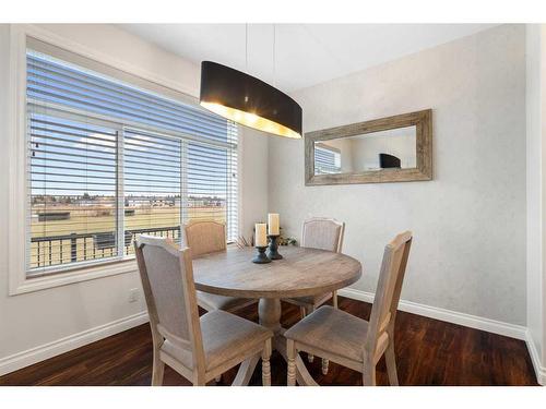 1457 Aldrich Place, Carstairs, AB - Indoor Photo Showing Dining Room