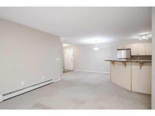 3406-60 Panatella Street Nw, Calgary, AB - Indoor Photo Showing Kitchen