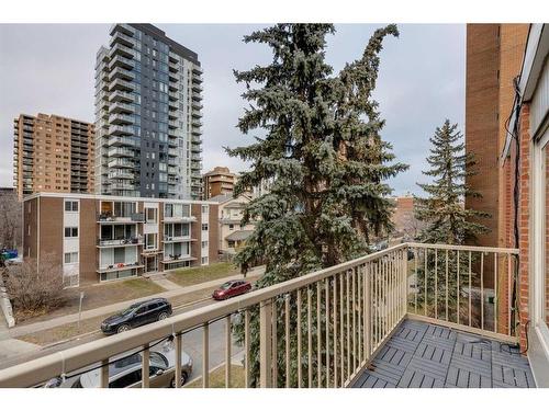 401-1331 15 Avenue Sw, Calgary, AB - Outdoor With Balcony