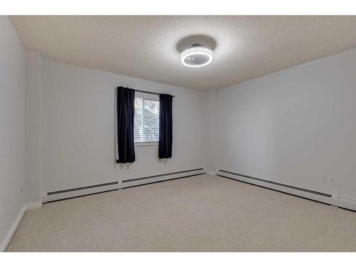 401-1331 15 Avenue Sw, Calgary, AB - Indoor Photo Showing Other Room