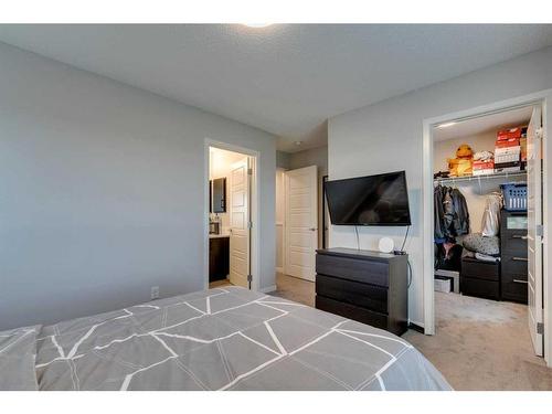 202 Harvest Grove Walk Ne, Calgary, AB - Indoor Photo Showing Bedroom