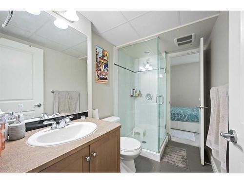 1607-910 5 Avenue Sw, Calgary, AB - Indoor Photo Showing Bathroom