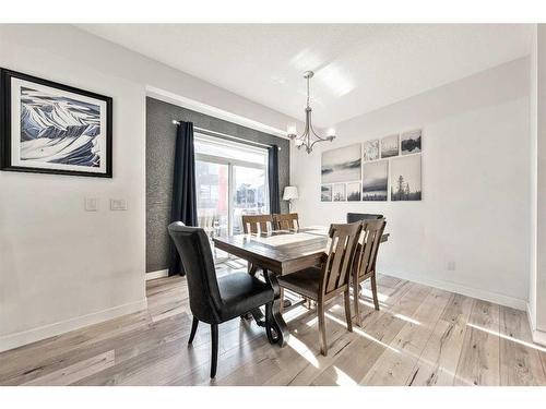 550 Bayview Way Sw, Airdrie, AB - Indoor Photo Showing Dining Room