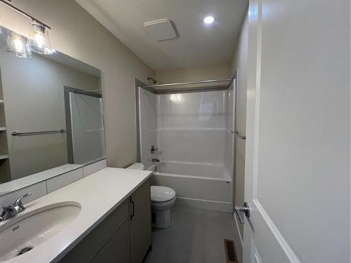 101 Riversong Boulevard, Cochrane, AB - Indoor Photo Showing Bathroom