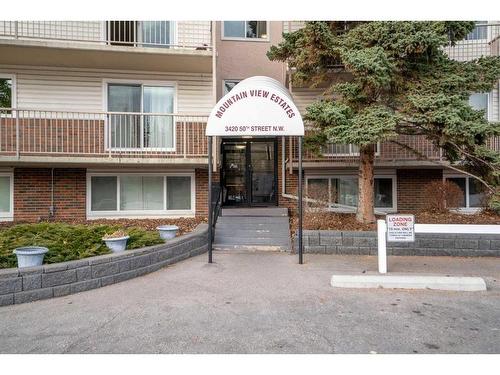 108-3420 50 Street Nw, Calgary, AB - Outdoor