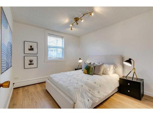 304-1626 14 Avenue Sw, Calgary, AB - Indoor Photo Showing Bedroom