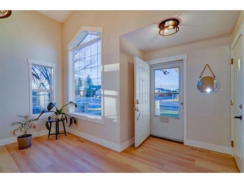 67 Cimarron Drive, Okotoks, AB - Indoor Photo Showing Other Room