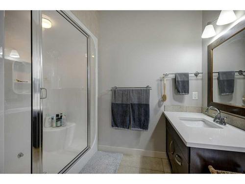 14 Chapalina Green Se, Calgary, AB - Indoor Photo Showing Bathroom