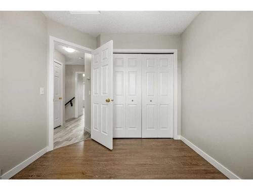 274 Covewood Park Ne, Calgary, AB - Indoor Photo Showing Other Room