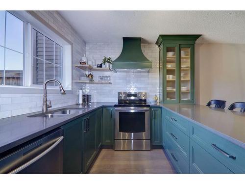 326 Legacy Village Way Se, Calgary, AB - Indoor Photo Showing Kitchen With Double Sink