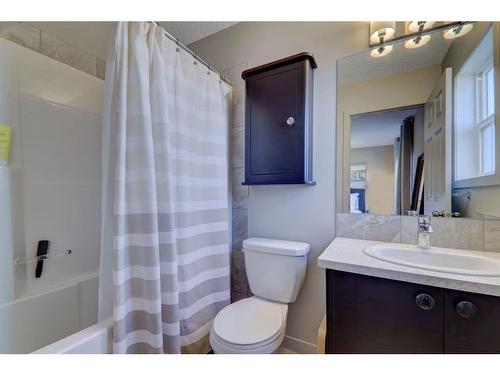 326 Legacy Village Way Se, Calgary, AB - Indoor Photo Showing Bathroom