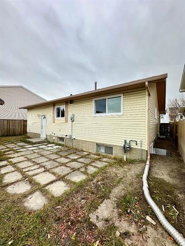 4312 26 Avenue Ne, Calgary, AB 