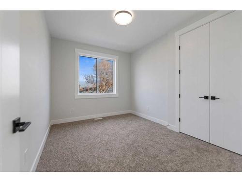 2424 6 Street Ne, Calgary, AB - Indoor Photo Showing Other Room