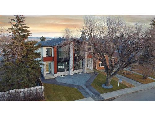 2424 6 Street Ne, Calgary, AB - Outdoor