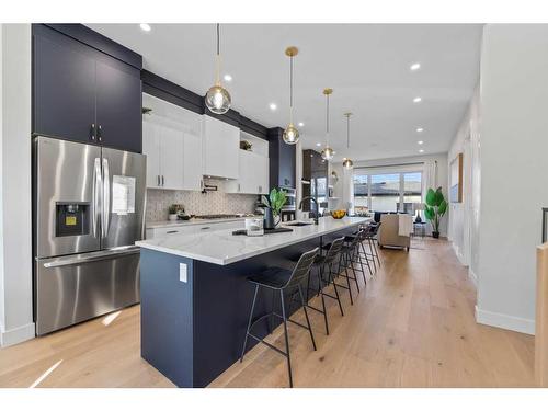 2424 6 Street Ne, Calgary, AB - Indoor Photo Showing Kitchen With Upgraded Kitchen