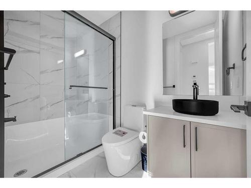 2020 Waterbury Road, Chestermere, AB - Indoor Photo Showing Bathroom