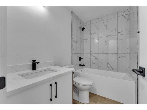 122 Abalone Place Ne, Calgary, AB - Indoor Photo Showing Bathroom