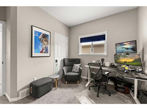 430 Henricks Drive, Irricana, AB - Indoor Photo Showing Other Room