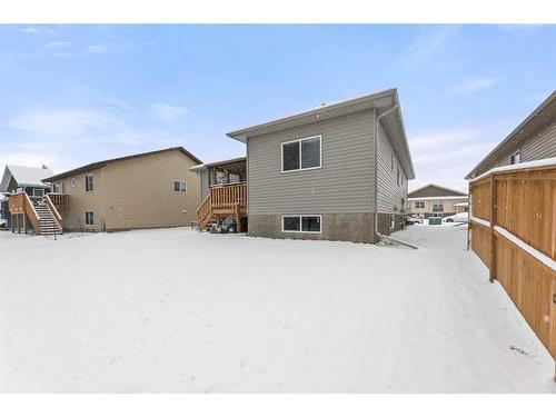 430 Henricks Drive, Irricana, AB - Outdoor With Exterior