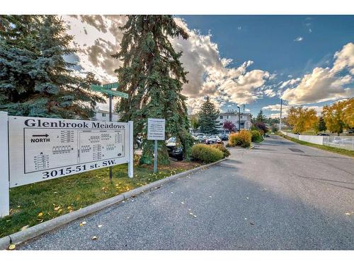 90-3015 51 Street Sw, Calgary, AB - Outdoor With View