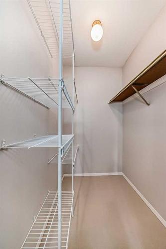 90-3015 51 Street Sw, Calgary, AB - Indoor With Storage