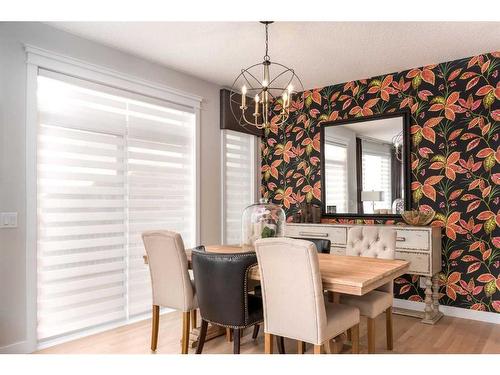 600 Reynolds Crescent Sw, Airdrie, AB - Indoor Photo Showing Dining Room