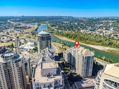 102-1108 6 Avenue Sw, Calgary, AB - Outdoor With View