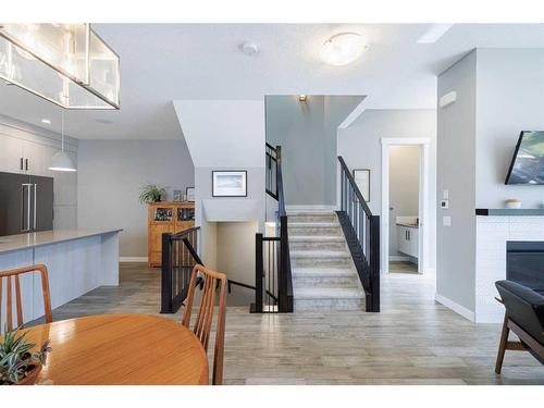 1-138 22 Avenue Ne, Calgary, AB - Indoor Photo Showing Dining Room