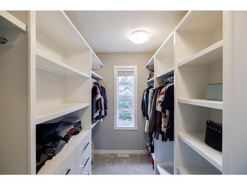 1-138 22 Avenue Ne, Calgary, AB - Indoor With Storage