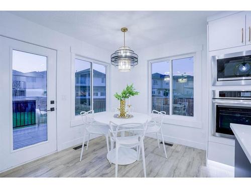 122 Saddlecrest Landing Ne, Calgary, AB - Indoor Photo Showing Dining Room