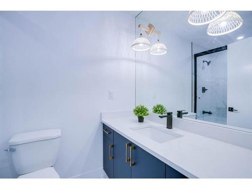 122 Saddlecrest Landing Ne, Calgary, AB - Indoor Photo Showing Bathroom