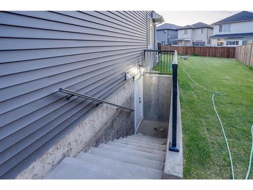 122 Saddlecrest Landing Ne, Calgary, AB - Outdoor