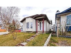 56 Tararidge Drive NE Calgary, AB T3J 2R6