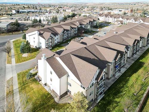 1111-200 Community, Okotoks, AB - Outdoor With View