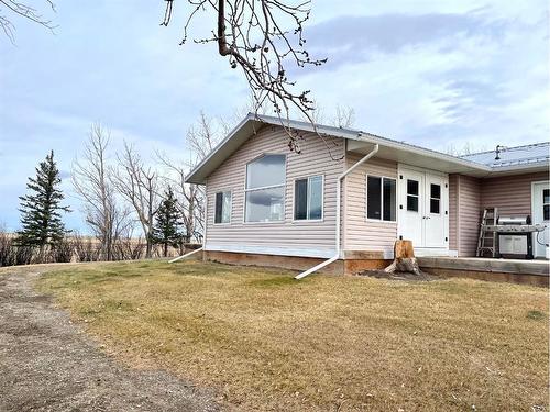 8130 722 Avenue East, Rural Foothills County, AB - Outdoor