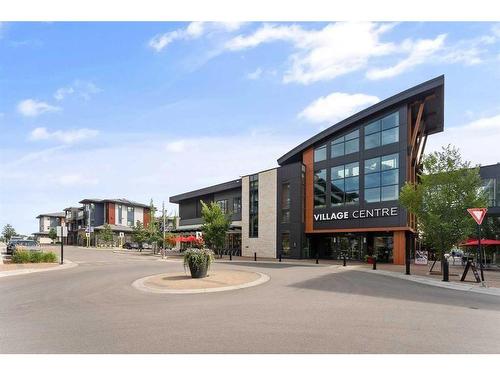 207-30 Mahogany Mews Se, Calgary, AB - Outdoor