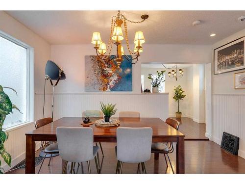 603 10 Avenue Ne, Calgary, AB - Indoor Photo Showing Dining Room