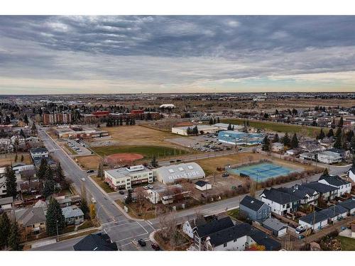 603 10 Avenue Ne, Calgary, AB - Outdoor With View